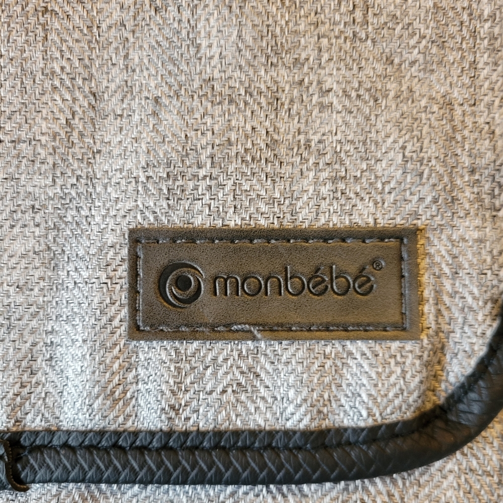 Monbebe portable changing station - Picture 6 of 6